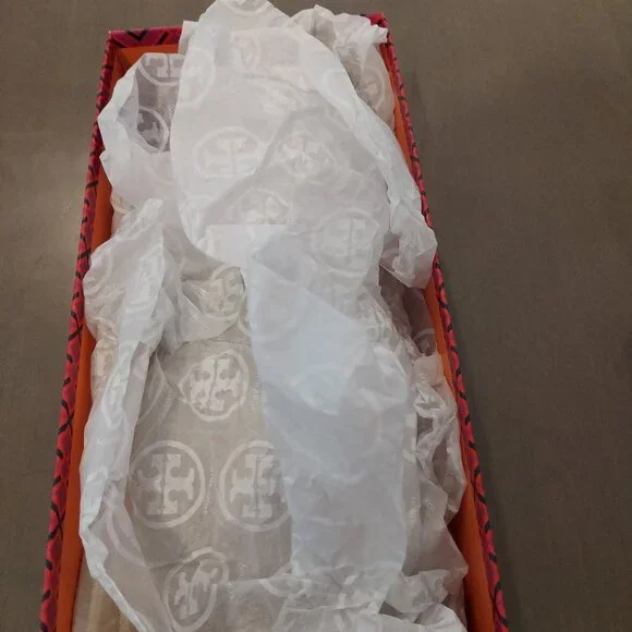 Tory Burch Minnie Travel Ballet with  gold metal logo - Picture 9 of 9